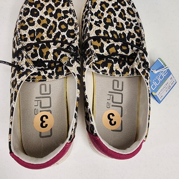 Hey Dude Wendy Youth Cheetah Pink Size 3 NWT - Picture 8 of 9